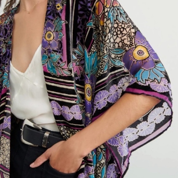 Anthropologie Accessories - Anthropologie Shira Burn Out Velvet Kimono OSFM